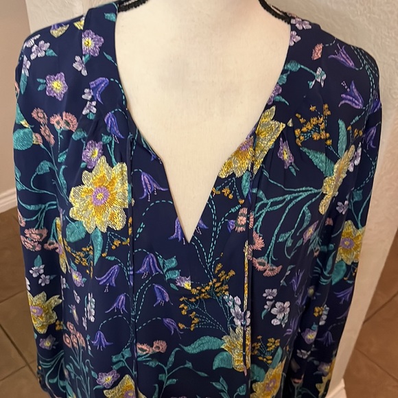 Old Navy navy floral print long sleeve blouse top Size XXL - Picture 4 of 17